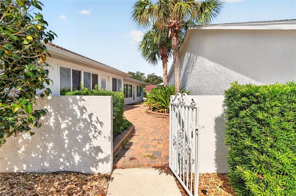 For Sale: $349,000 (3 beds, 2 baths, 2740 Square Feet)