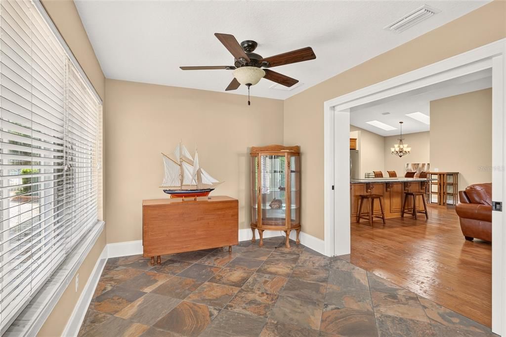 For Sale: $349,000 (3 beds, 2 baths, 2740 Square Feet)