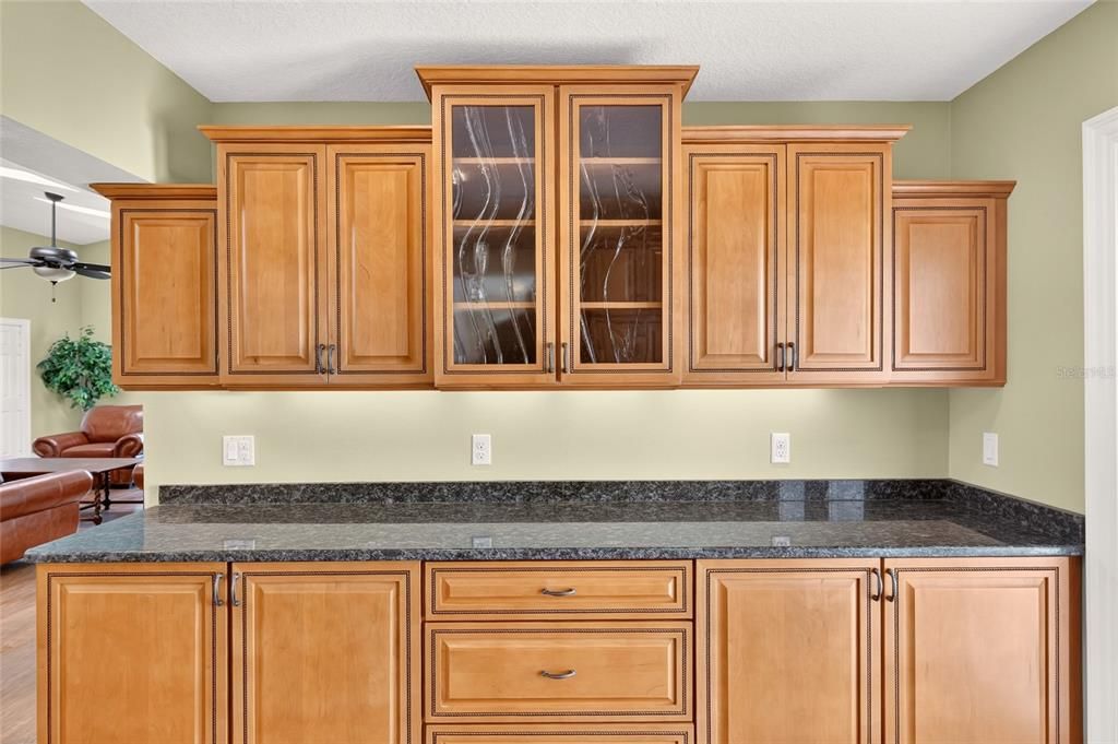 For Sale: $349,000 (3 beds, 2 baths, 2740 Square Feet)