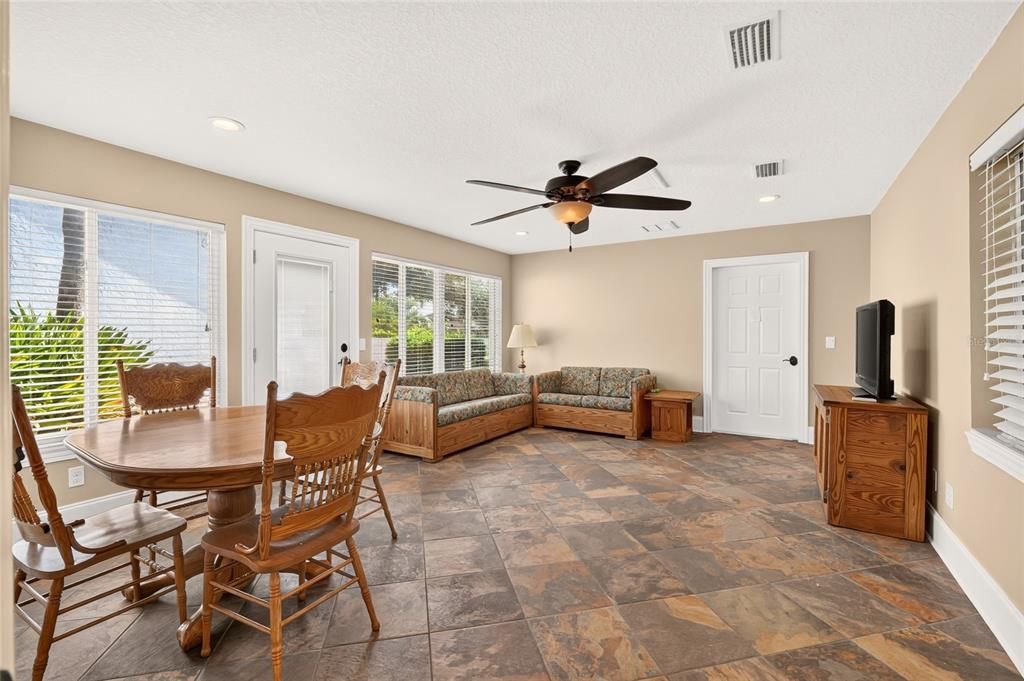 For Sale: $349,000 (3 beds, 2 baths, 2740 Square Feet)