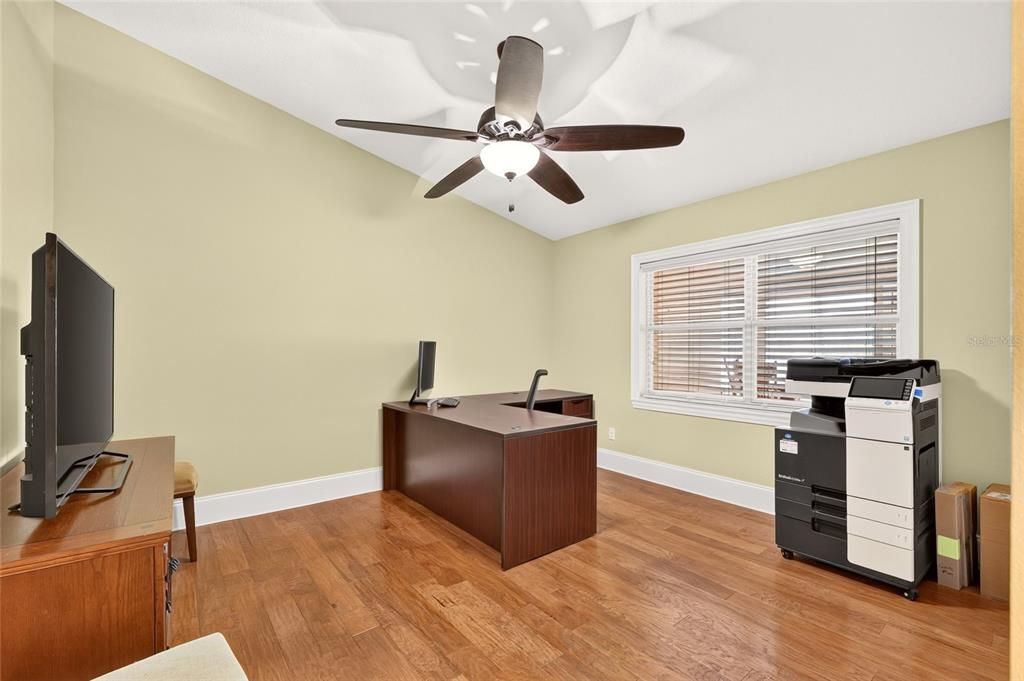 For Sale: $349,000 (3 beds, 2 baths, 2740 Square Feet)