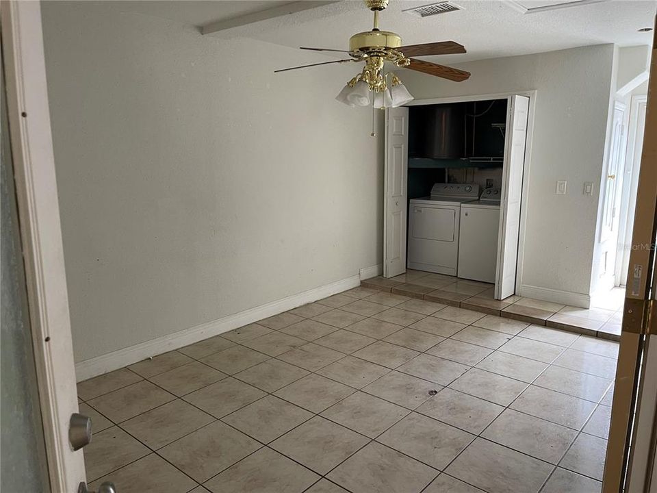 For Sale: $425,000 (6 beds, 0 baths, 1800 Square Feet)