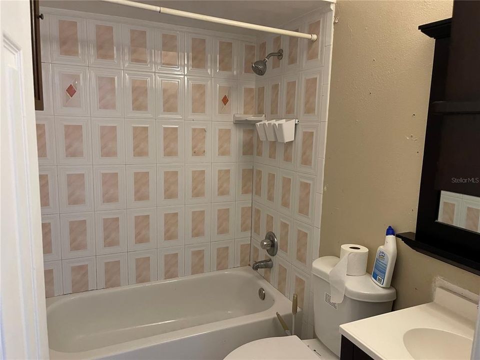 For Sale: $425,000 (6 beds, 0 baths, 1800 Square Feet)
