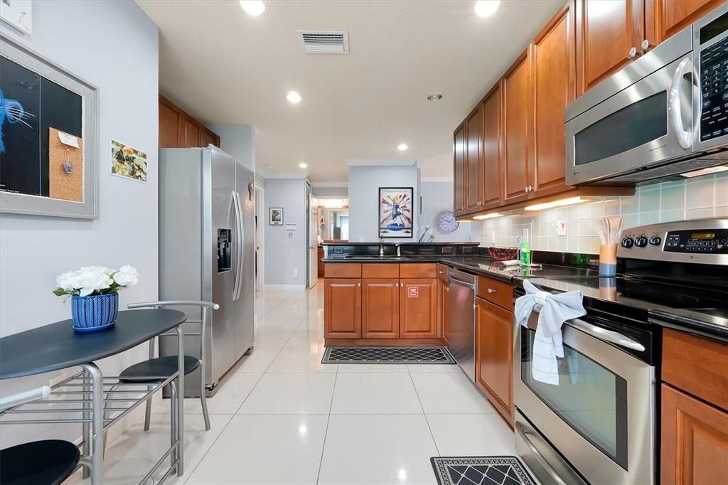 For Sale: $309,000 (3 beds, 2 baths, 1472 Square Feet)