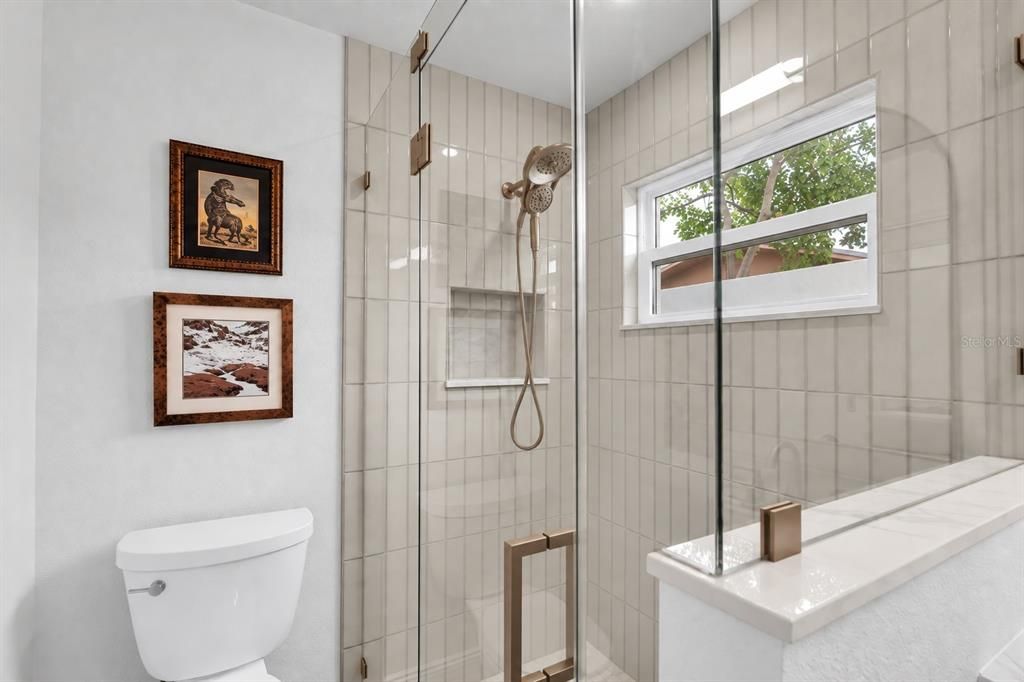 For Sale: $649,000 (3 beds, 2 baths, 1623 Square Feet)