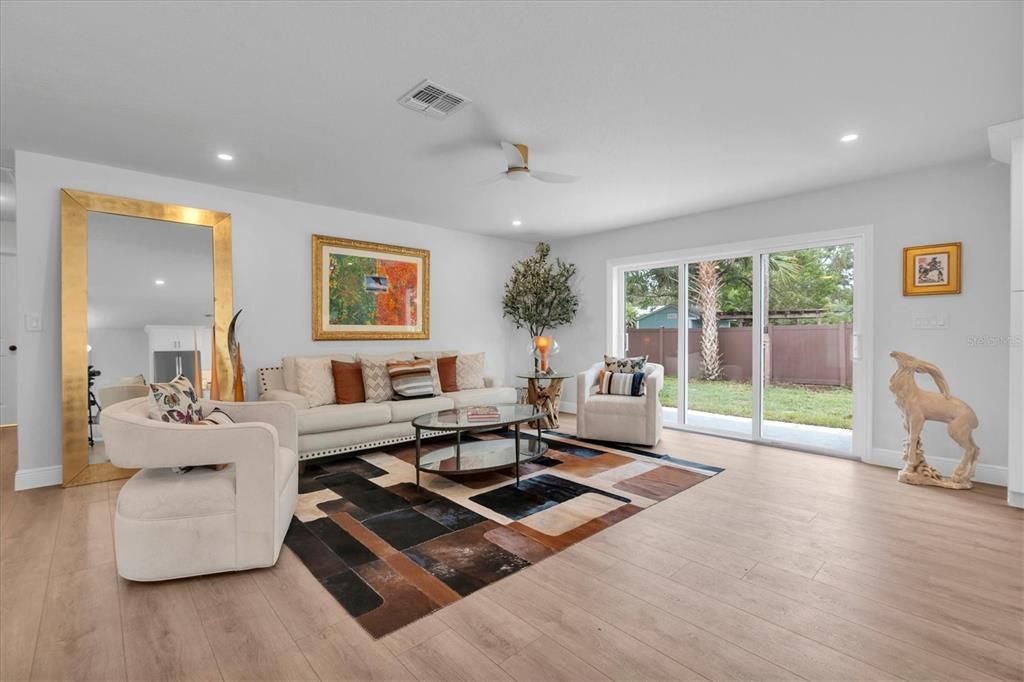For Sale: $649,000 (3 beds, 2 baths, 1623 Square Feet)