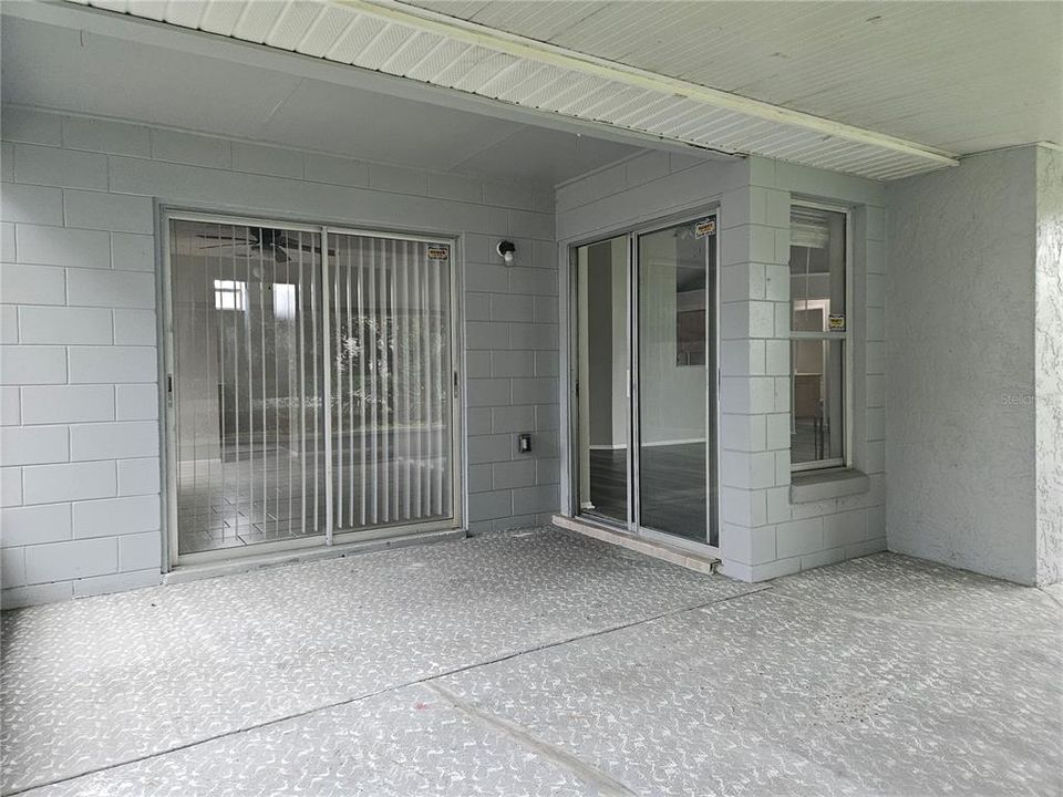 For Sale: $275,000 (3 beds, 2 baths, 1392 Square Feet)