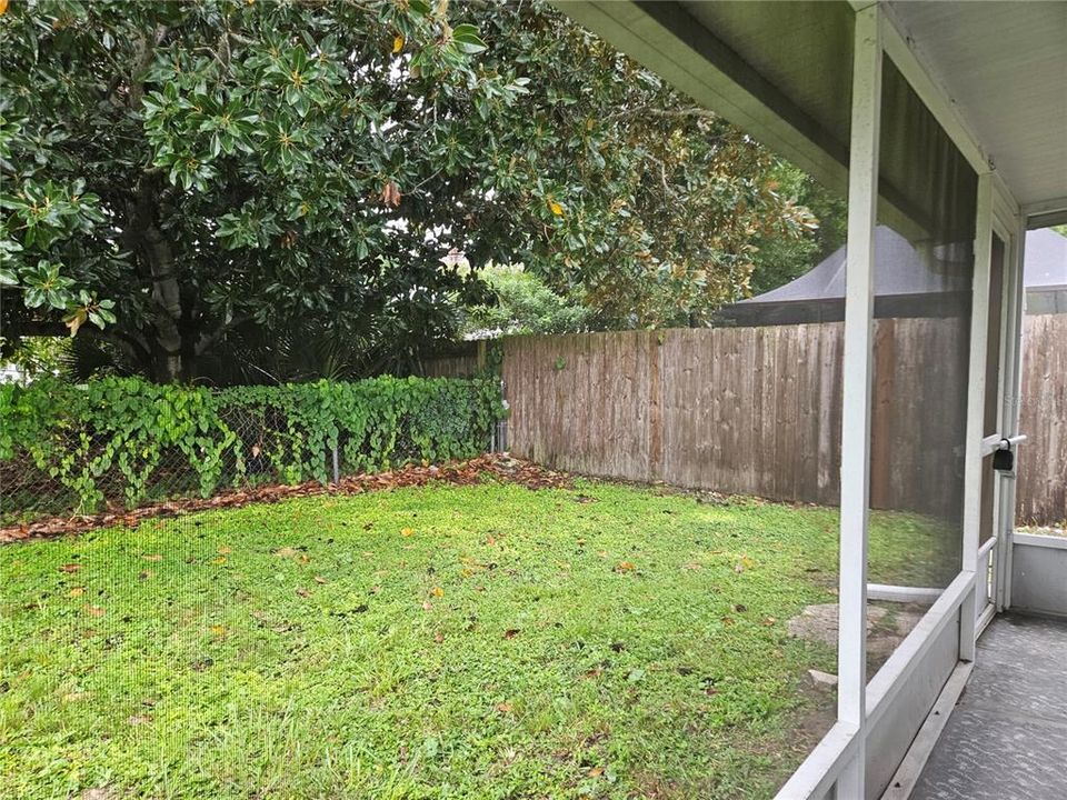 For Sale: $275,000 (3 beds, 2 baths, 1392 Square Feet)