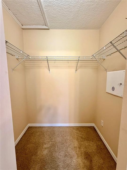 For Rent: $2,250 (3 beds, 2 baths, 1480 Square Feet)