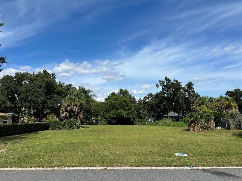 For Sale: $699,000 (0.46 acres)