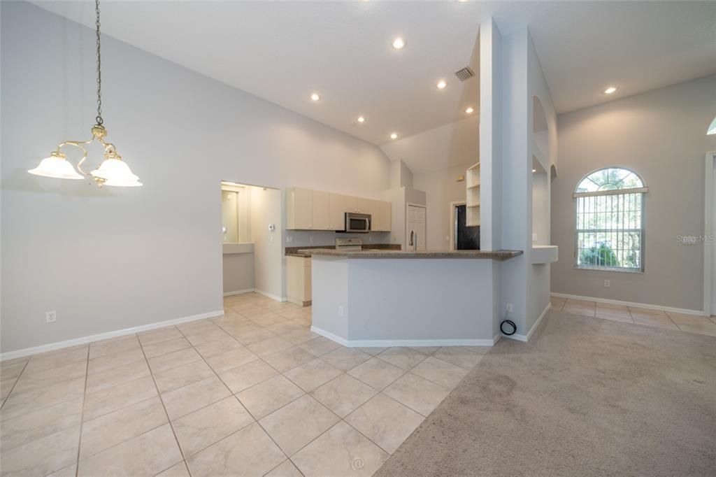 En Venta: $449,000 (3 camas, 2 baños, 1888 Pies cuadrados)