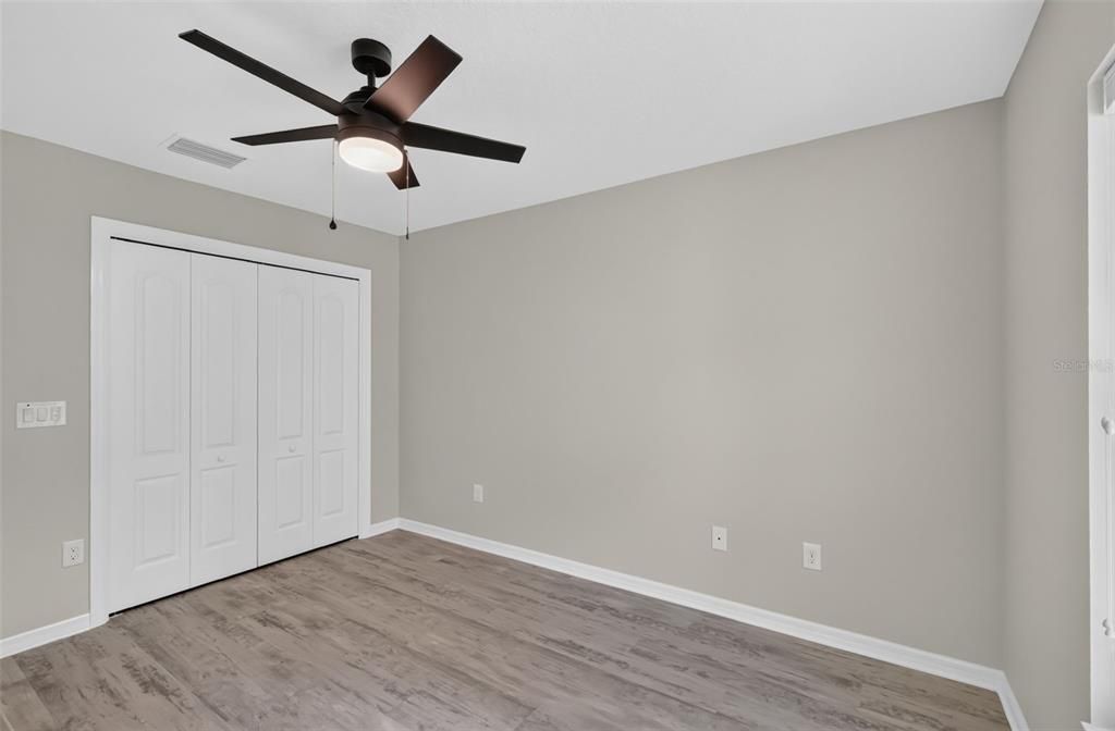 For Sale: $550,000 (3 beds, 2 baths, 1654 Square Feet)