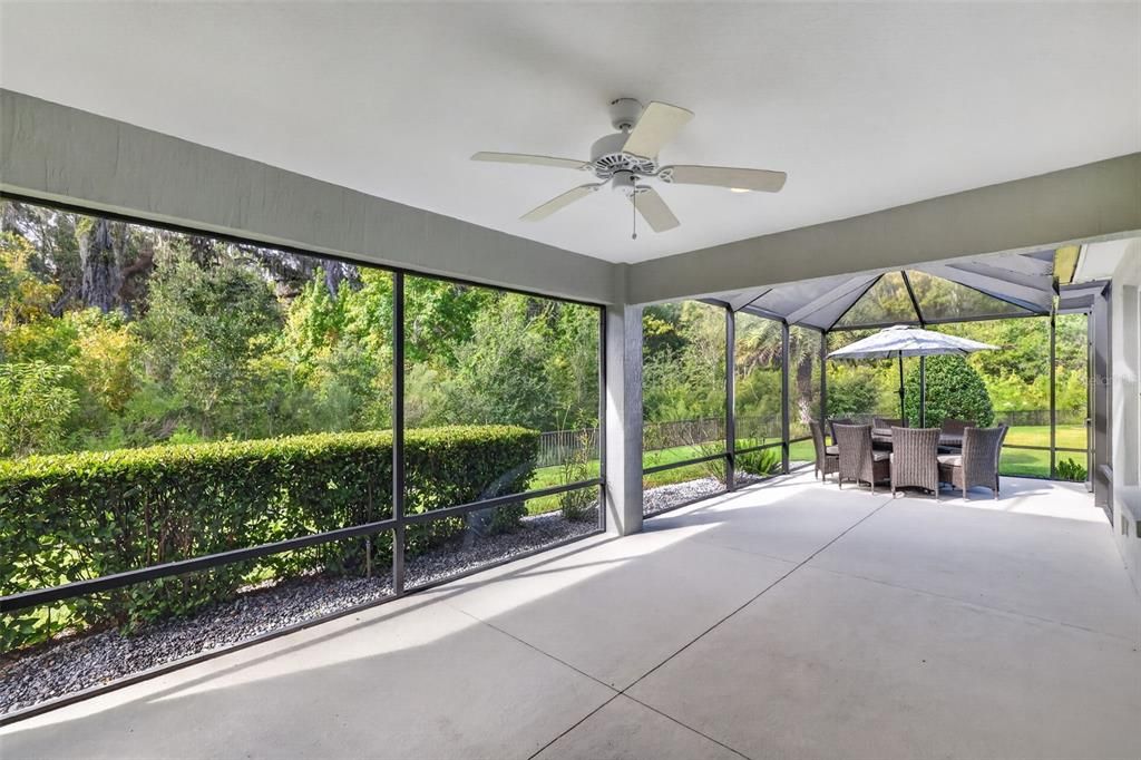 For Sale: $550,000 (3 beds, 2 baths, 1654 Square Feet)