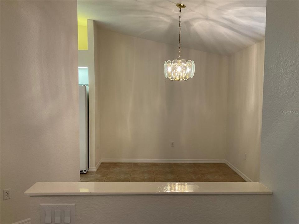 В аренду: $1,650 (2 спален, 1 ванн, 1128 Квадратных фут)