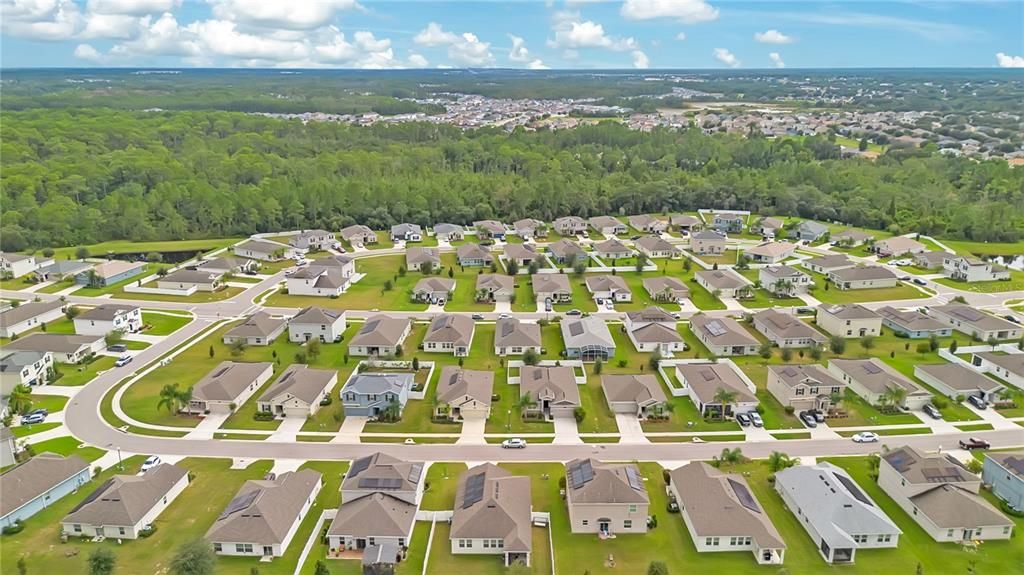 На продажу: $439,900 (4 спален, 3 ванн, 2081 Квадратных фут)
