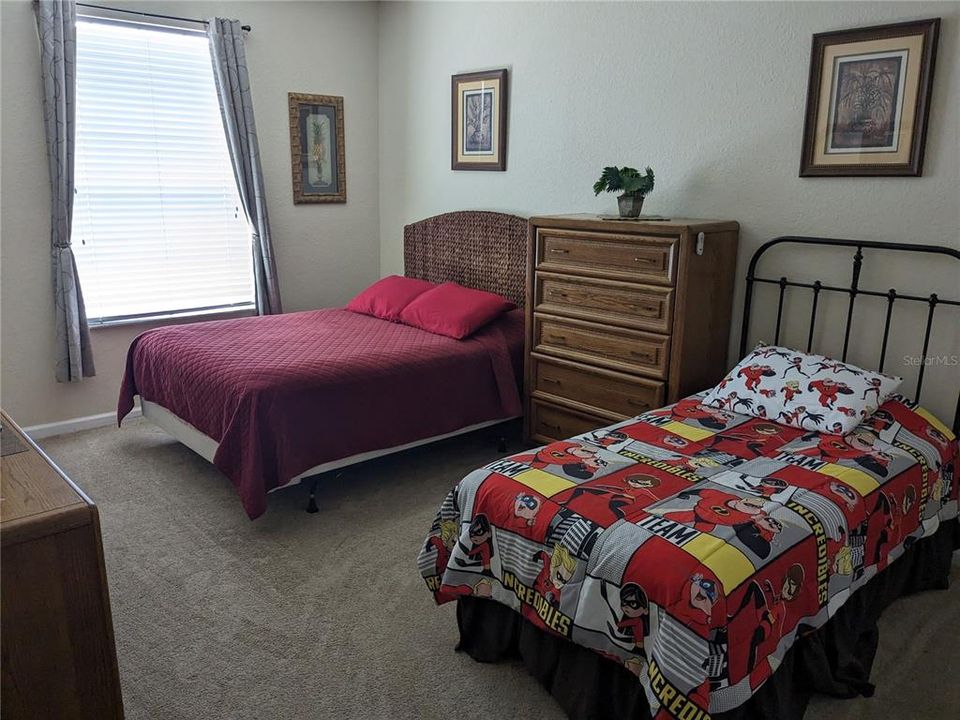 En Venta: $325,000 (3 camas, 2 baños, 1450 Pies cuadrados)
