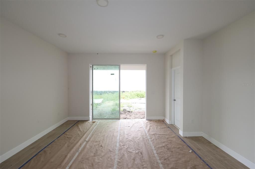 En Venta: $499,990 (4 camas, 2 baños, 2092 Pies cuadrados)