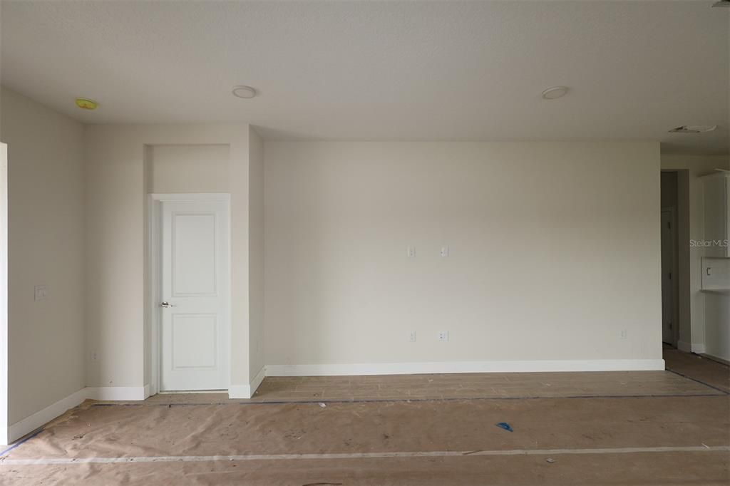 En Venta: $499,990 (4 camas, 2 baños, 2092 Pies cuadrados)