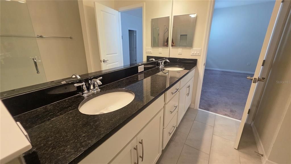 В аренду: $2,800 (3 спален, 2 ванн, 1604 Квадратных фут)