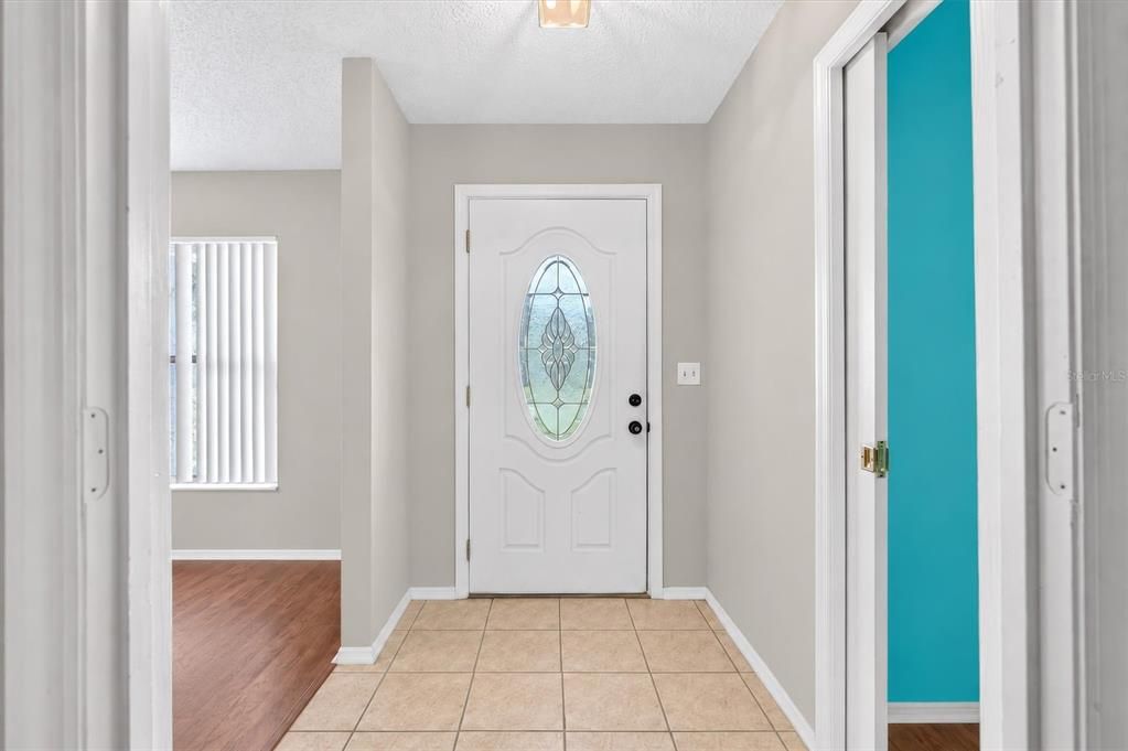 For Sale: $390,000 (4 beds, 2 baths, 1801 Square Feet)