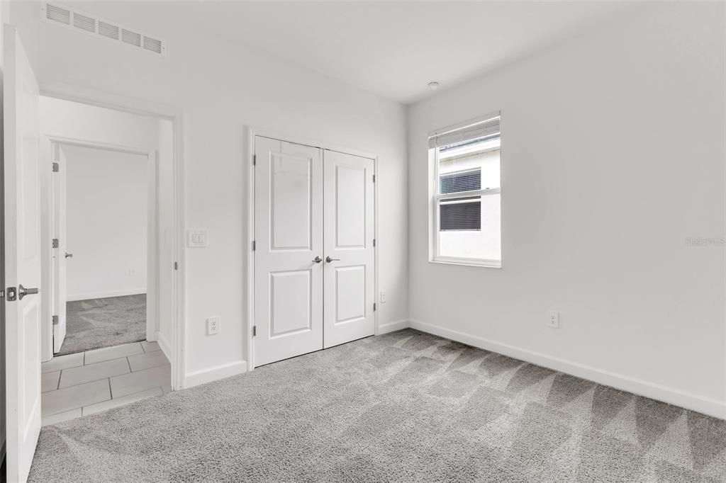 For Sale: $479,000 (4 beds, 3 baths, 2528 Square Feet)