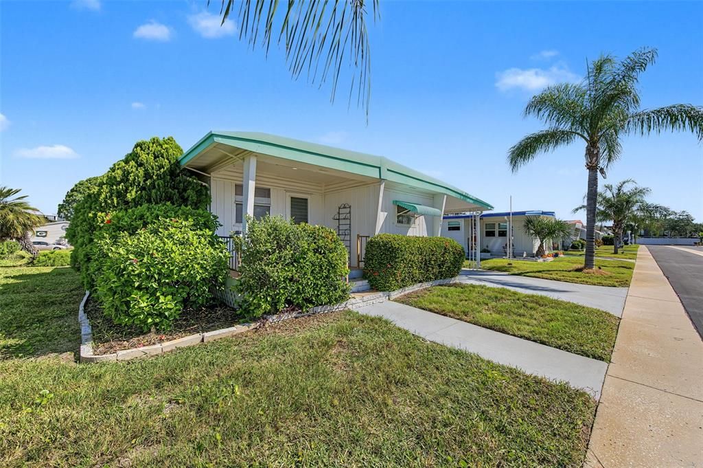 For Sale: $80,000 (1 beds, 1 baths, 600 Square Feet)