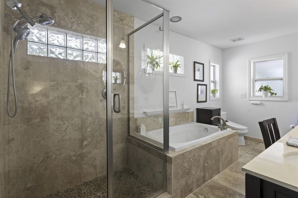 For Sale: $899,999 (3 beds, 3 baths, 2778 Square Feet)