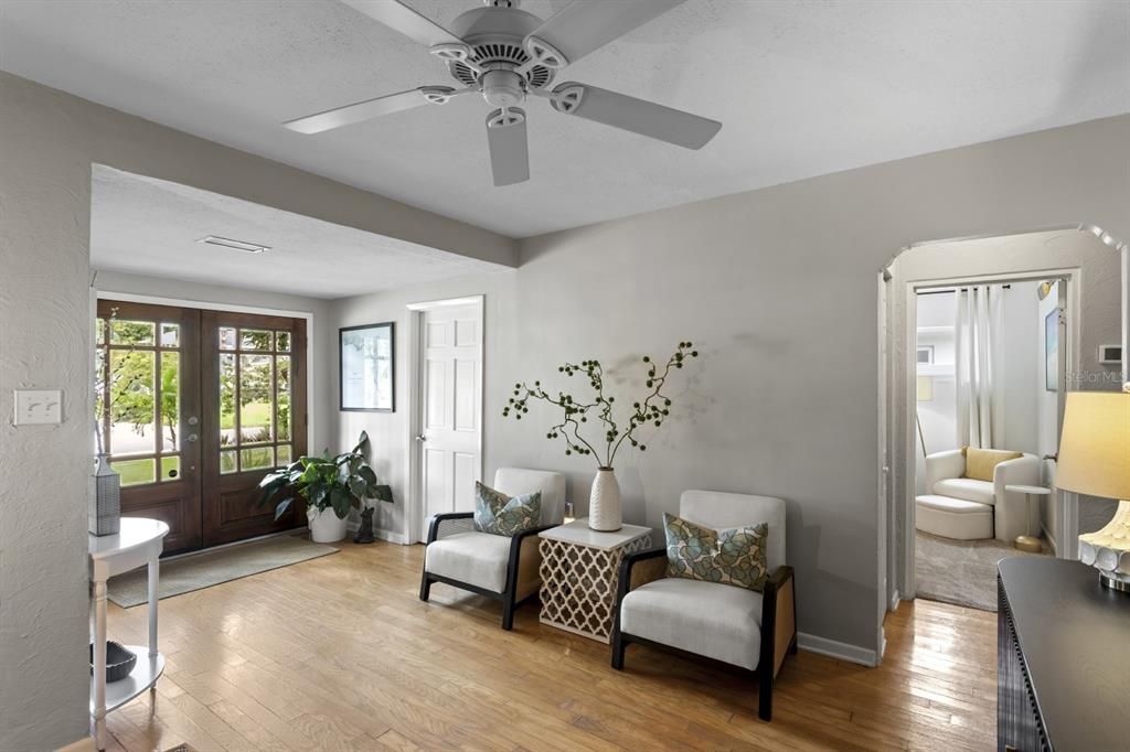 For Sale: $899,999 (3 beds, 3 baths, 2778 Square Feet)