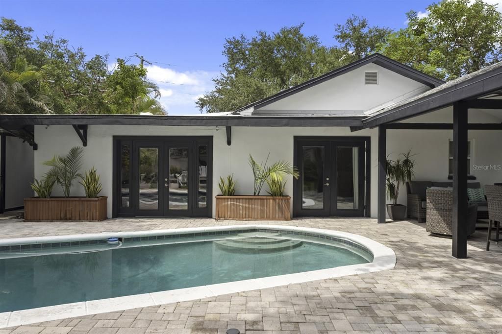 For Sale: $899,999 (3 beds, 3 baths, 2778 Square Feet)