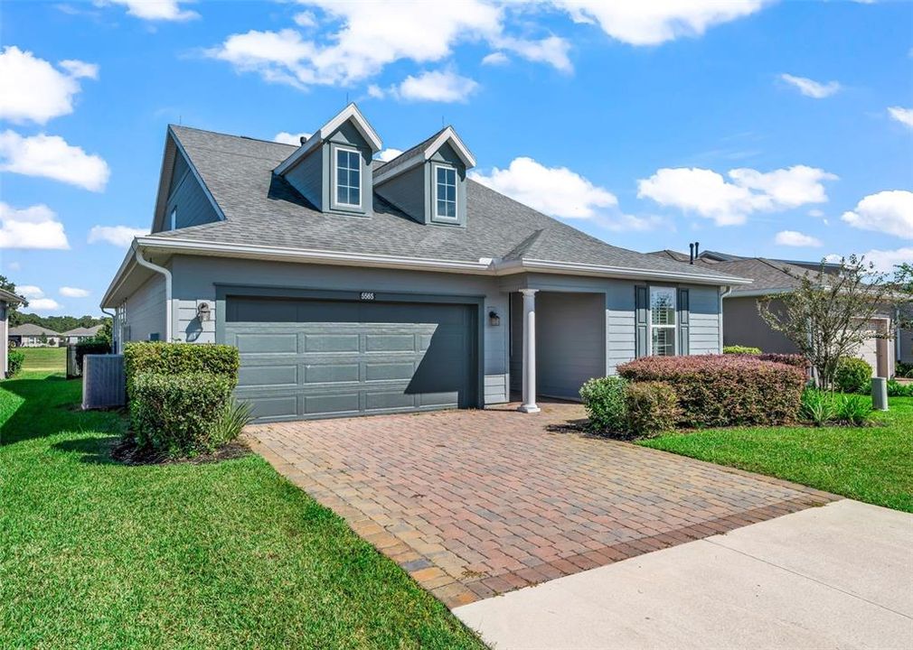 For Sale: $495,000 (3 beds, 3 baths, 2348 Square Feet)