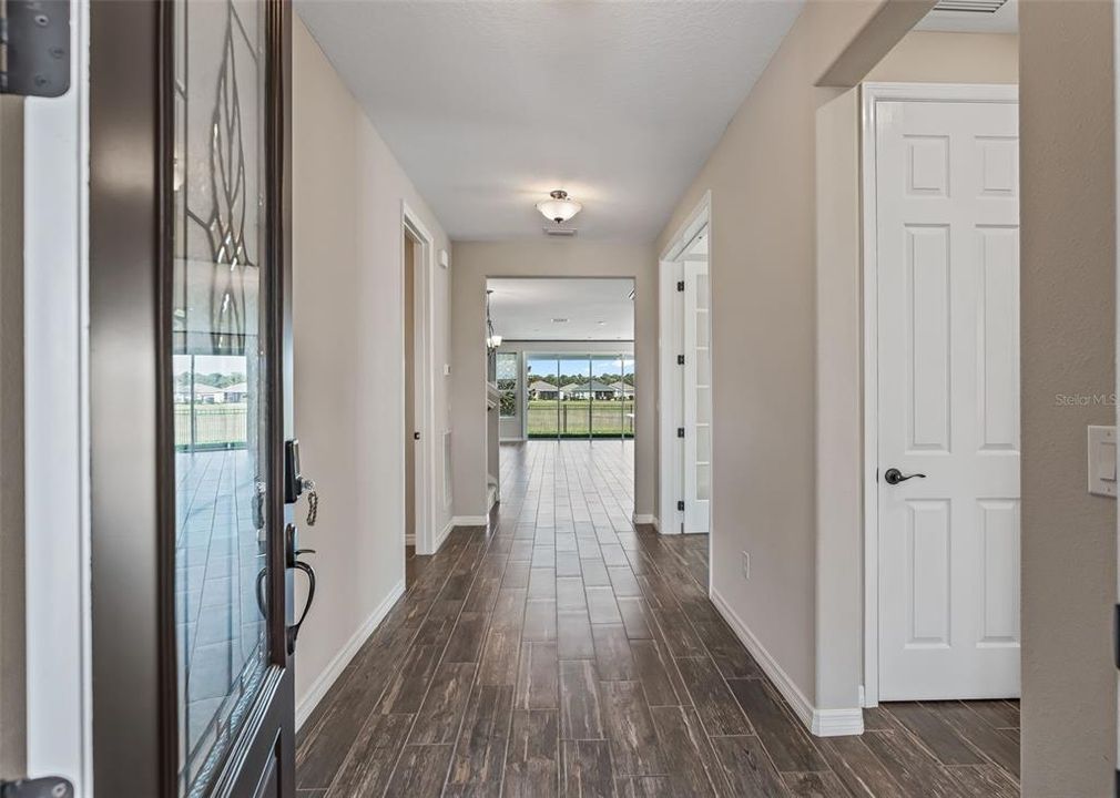 For Sale: $495,000 (3 beds, 3 baths, 2348 Square Feet)