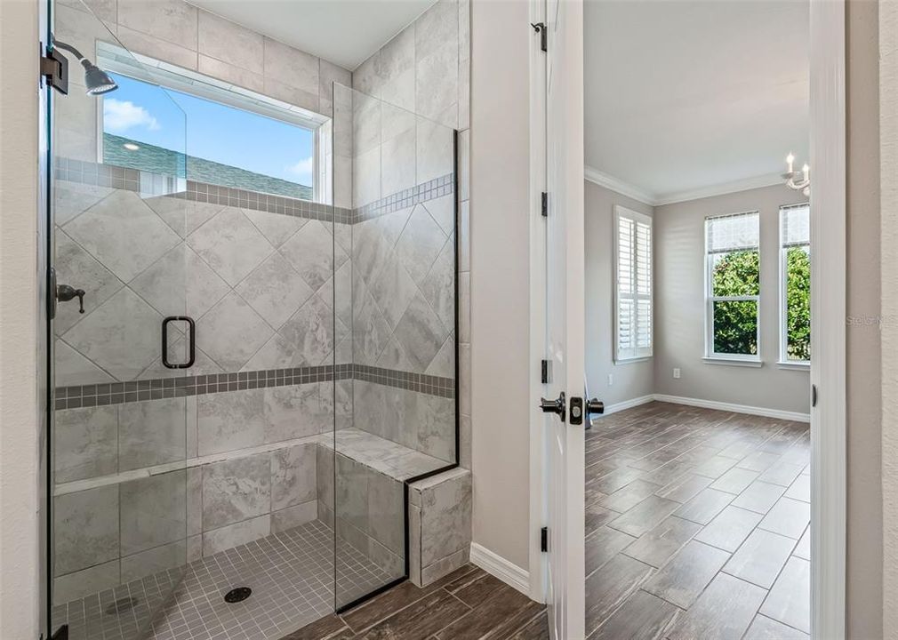 For Sale: $495,000 (3 beds, 3 baths, 2348 Square Feet)