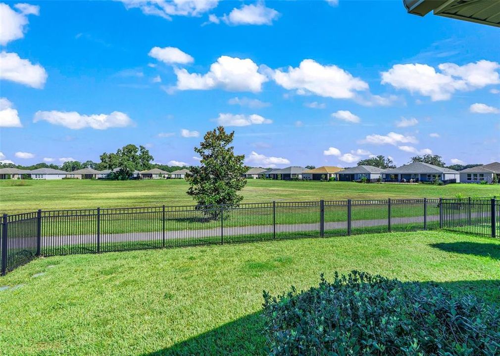 For Sale: $495,000 (3 beds, 3 baths, 2348 Square Feet)