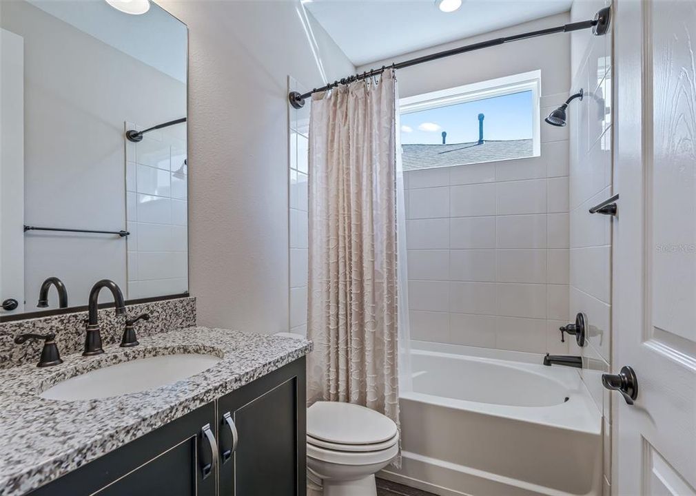 For Sale: $495,000 (3 beds, 3 baths, 2348 Square Feet)