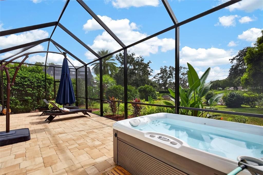 En Venta: $409,000 (3 camas, 2 baños, 1528 Pies cuadrados)