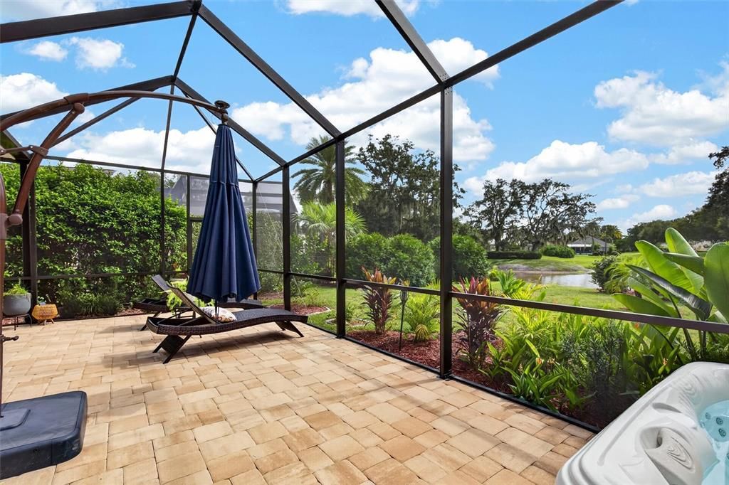 En Venta: $409,000 (3 camas, 2 baños, 1528 Pies cuadrados)