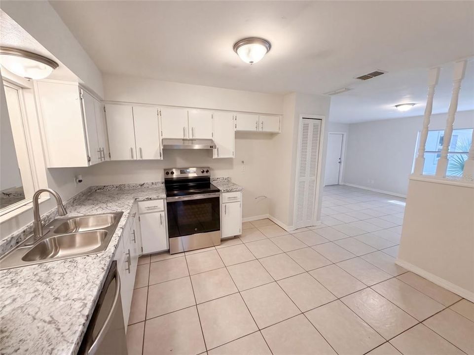 For Sale: $416,000 (4 beds, 2 baths, 2150 Square Feet)