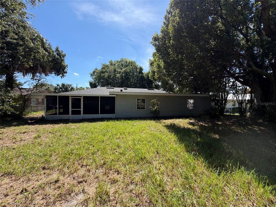 For Sale: $416,000 (4 beds, 2 baths, 2150 Square Feet)