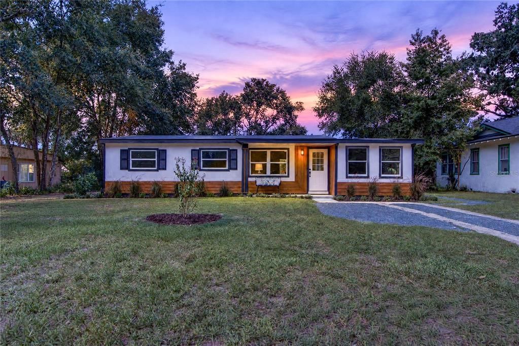 На продажу: $339,900 (5 спален, 2 ванн, 1325 Квадратных фут)