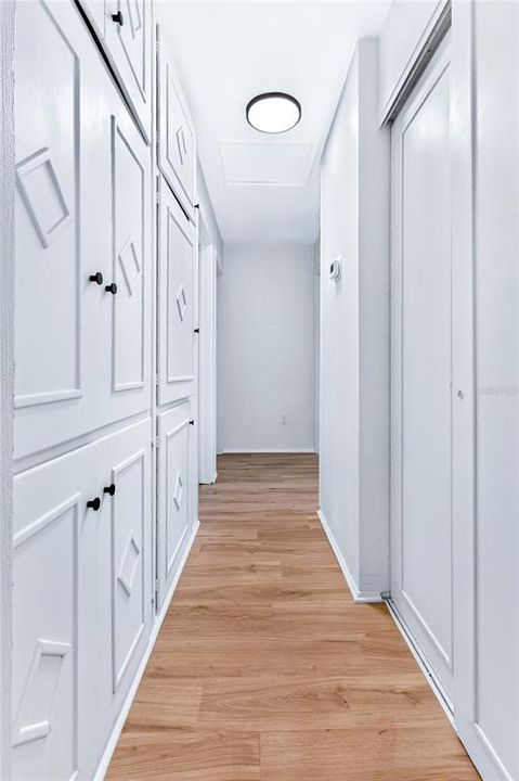 На продажу: $339,900 (5 спален, 2 ванн, 1325 Квадратных фут)