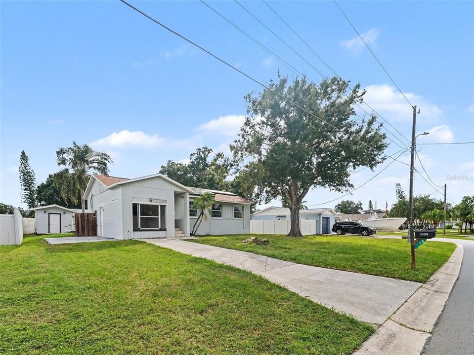For Sale: $213,950 (3 beds, 2 baths, 1265 Square Feet)