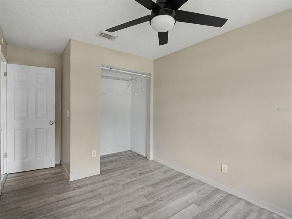 For Sale: $213,950 (3 beds, 2 baths, 1265 Square Feet)