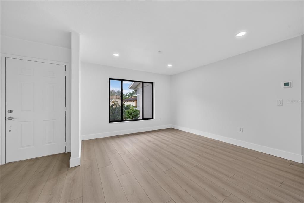 En Venta: $459,000 (3 camas, 2 baños, 1821 Pies cuadrados)