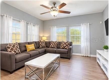 For Rent: $2,650 (4 beds, 3 baths, 1636 Square Feet)