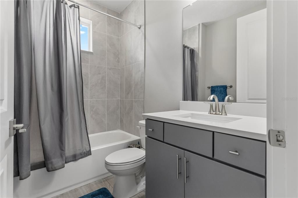 For Sale: $1,015,000 (5 beds, 3 baths, 3188 Square Feet)