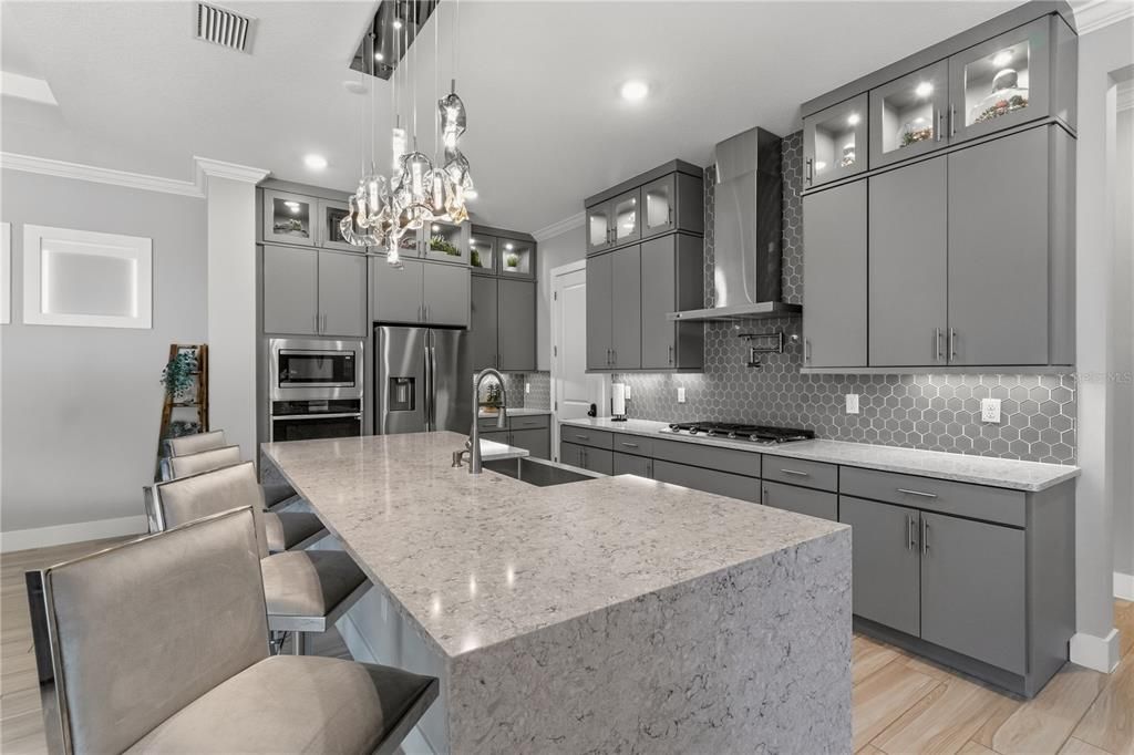 For Sale: $1,015,000 (5 beds, 3 baths, 3188 Square Feet)