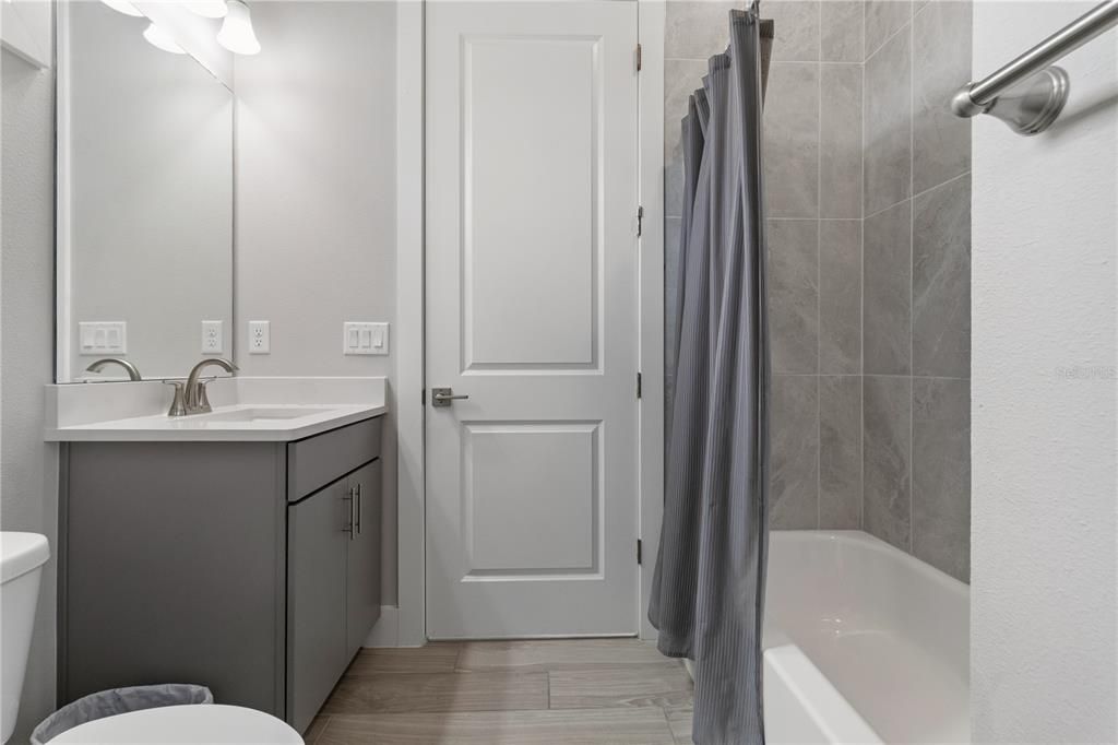 For Sale: $1,015,000 (5 beds, 3 baths, 3188 Square Feet)