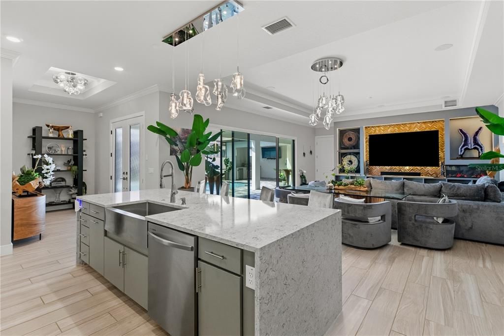 For Sale: $1,015,000 (5 beds, 3 baths, 3188 Square Feet)