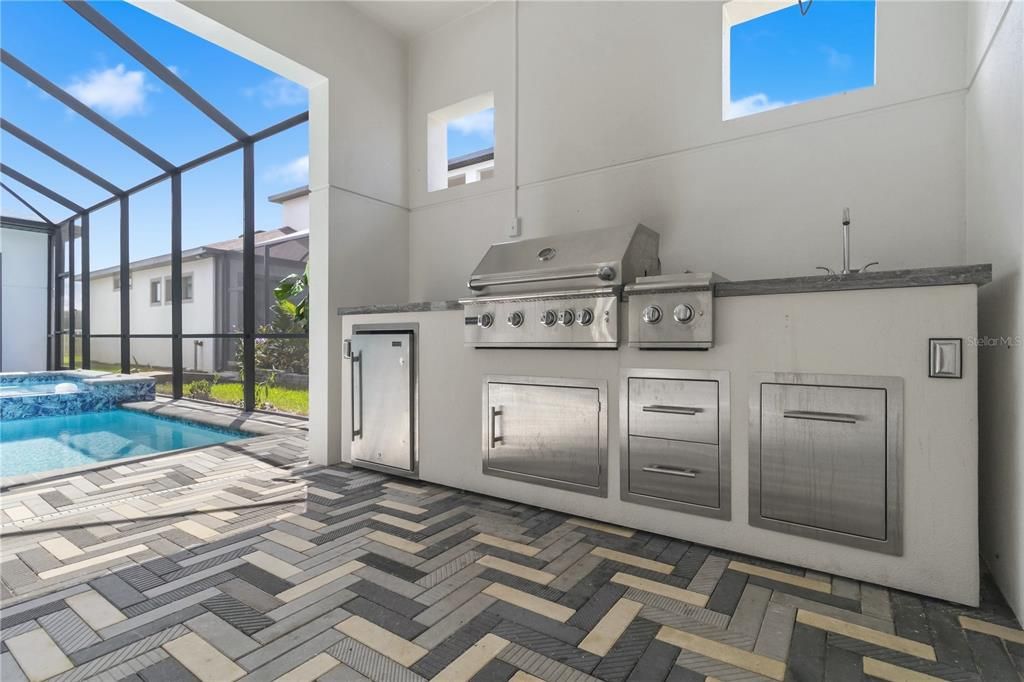 For Sale: $1,015,000 (5 beds, 3 baths, 3188 Square Feet)