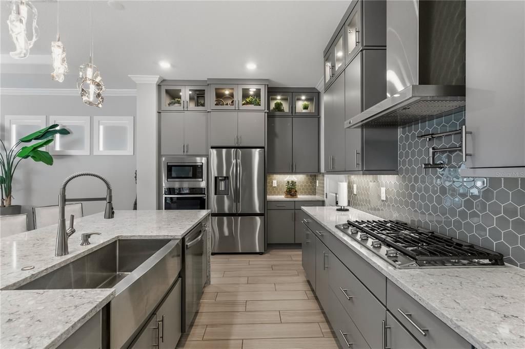 For Sale: $1,015,000 (5 beds, 3 baths, 3188 Square Feet)